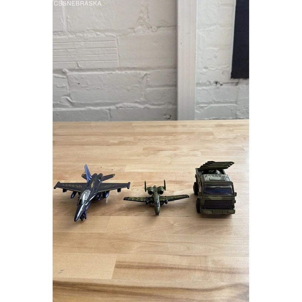 Military Aircraft & Vehicle‎ Lot Matchbox Toysmith Soma 3 Pieces Mixed Era